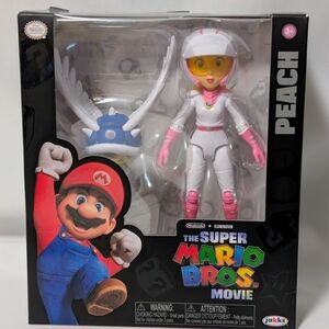 Nintendo The Super Mario Bros Movie Deluxe Action Figure Princess Peach Toy NIB